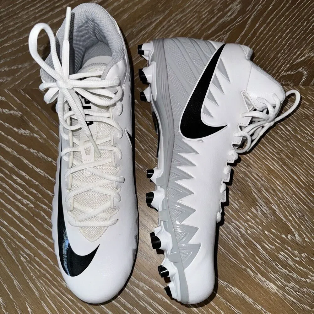 NIKE Alpha Menace 12 Men's Football Cleats WHITE/ Black/Gray ~‎ EXCELLENT